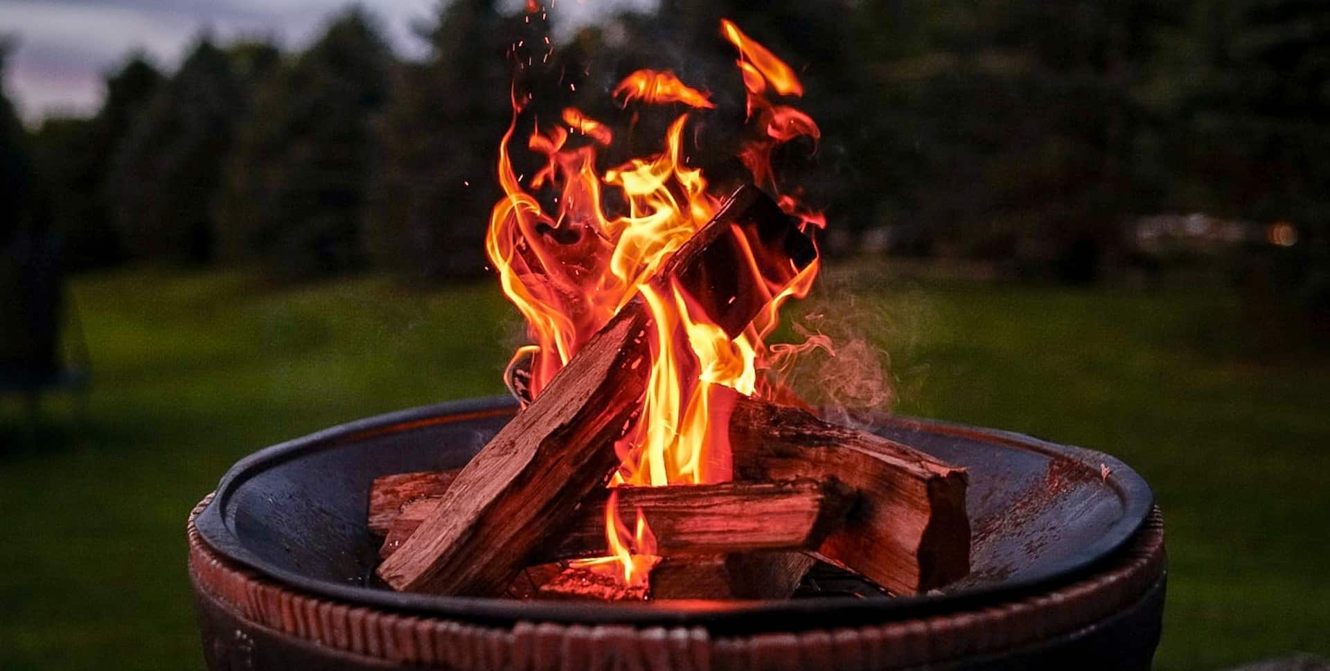 Chiminea Vs Fire Pit Compared - Wilderness Redefined