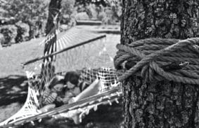 How To Tie A Hammock Knot such as the Bowline Hitch